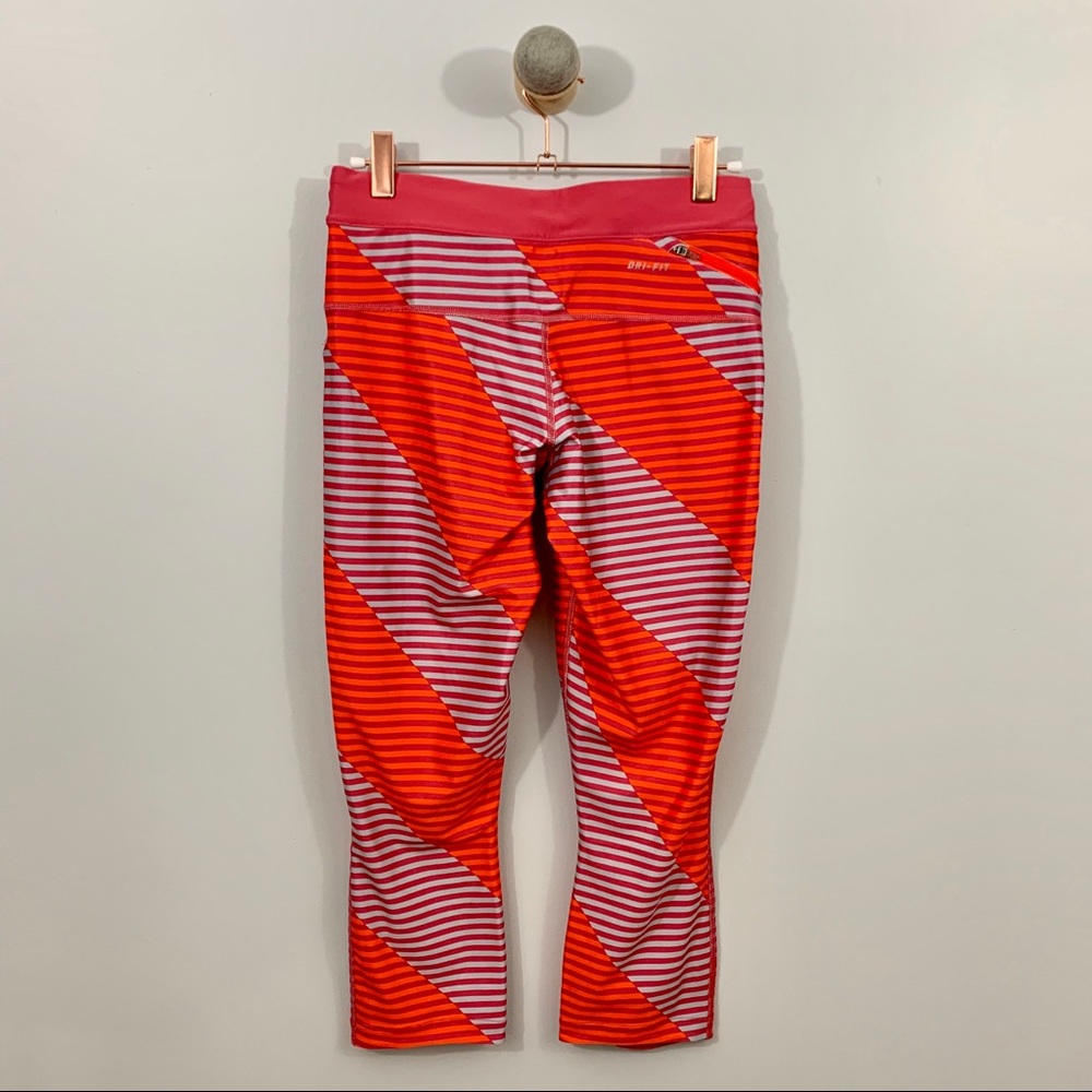 • NIKE • dri-fit cropped running pants • - Picture 5 of 8